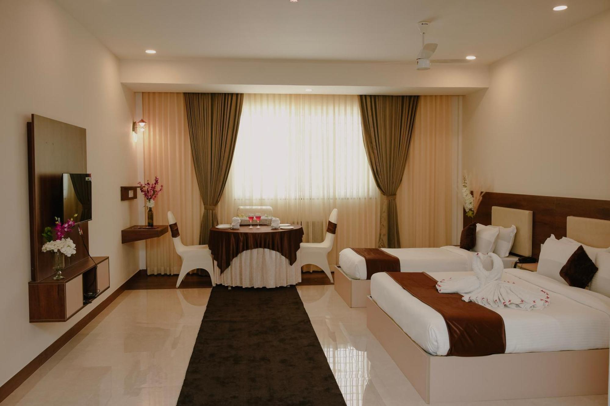 Hotel The King'S Meadows à Golhalli Extérieur photo